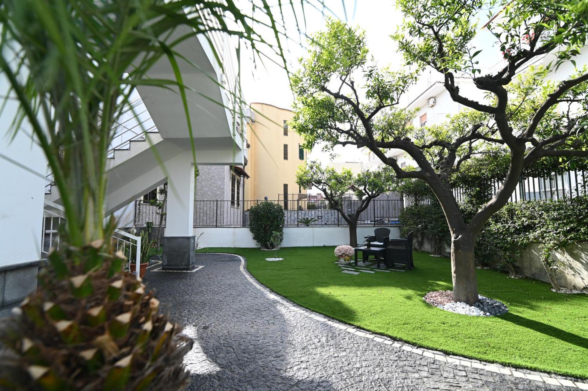 Slopes Suites And Spa Boscotrecase Kültér fotó